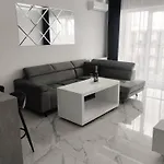 Prestige Апартаменты *